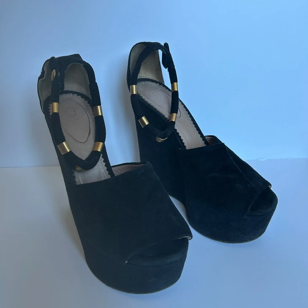 Chloe size 36 Black suede Wedge platforms w gold detail and snap - Picture 3 of 7